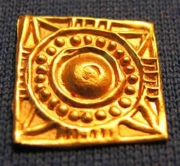 Padmanabhaswamy temple gold varpu
